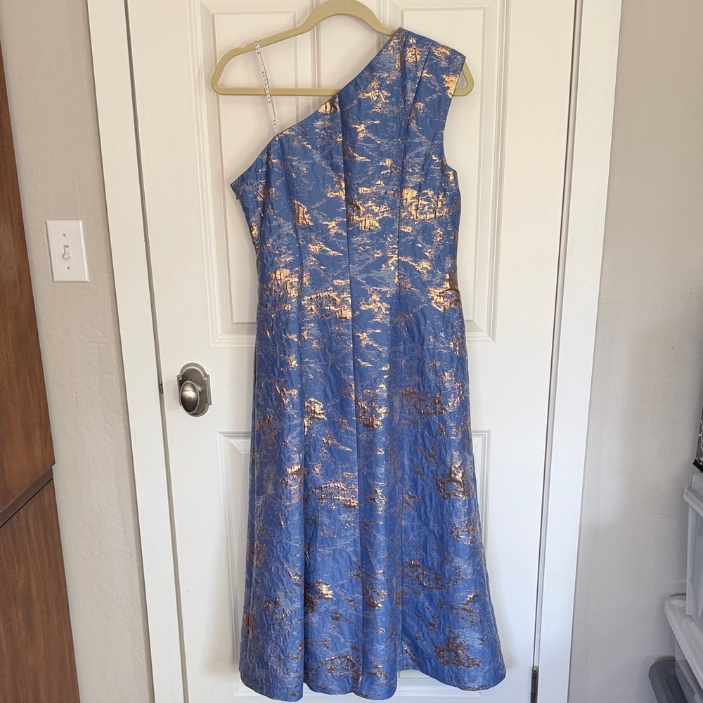 Elegant Kay Unger Blue and Gold One-Shoulder Dress - Picture 2 of 4